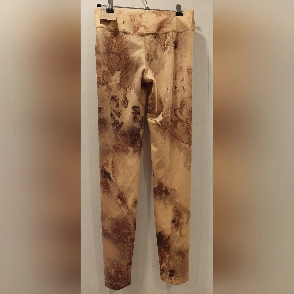 Nike Kids Leggings in Brown and Tan - Picture 3 of 8